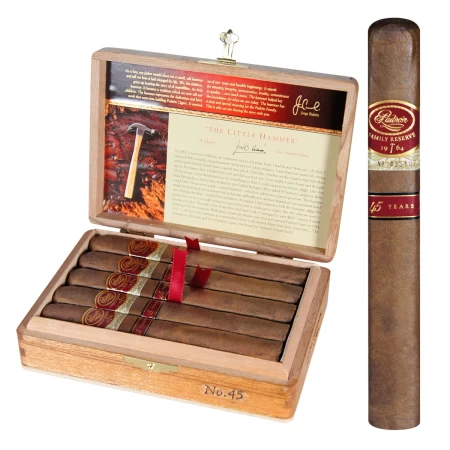 Padrón Family Reserve No.45 Natural