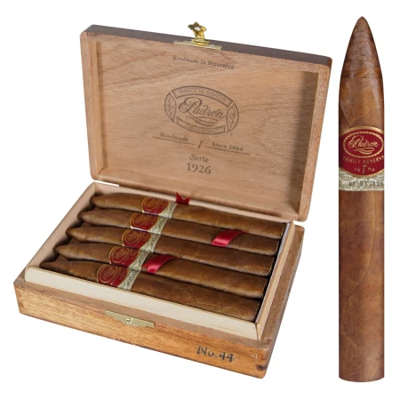 Padrón Family Reserve No.44 Natural