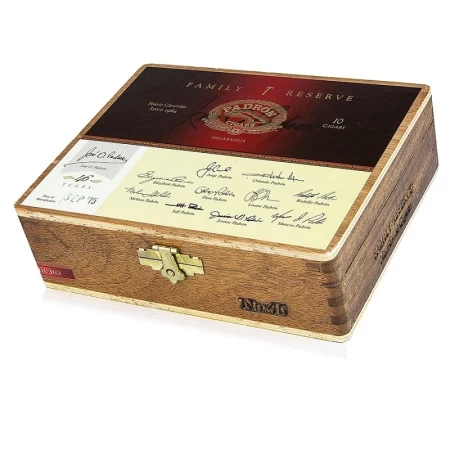 Padrón Family Reserve No.46 Maduro