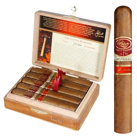 Padrón Family Reserve No.85 Natural