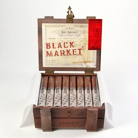 Alec Bradley Black Market Robusto