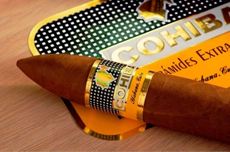 Cohiba Piramides Extra