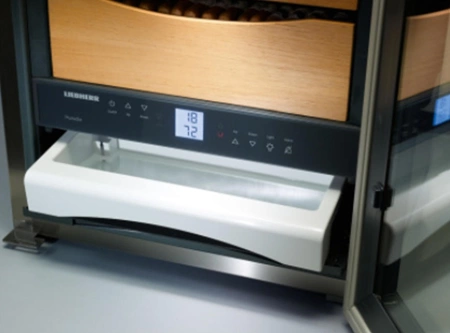 Humidor Liebherr ZKes453