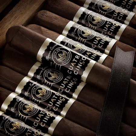 Joya de Nicaragua Cuatro Cinco Torpedo