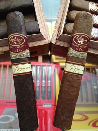 Padrón Family Reserve 50 Years Natural