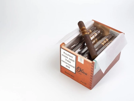 Flor de Oliva Maduro Toro