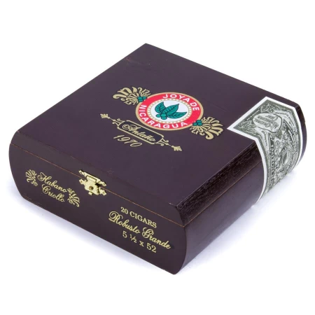Joya de Nicaragua Antaño 1970 Robusto Grande