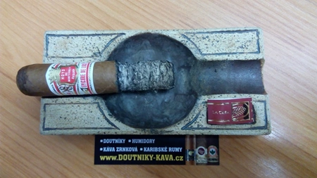 Hoyo de Monterrey Epicure de Luxe LCDH