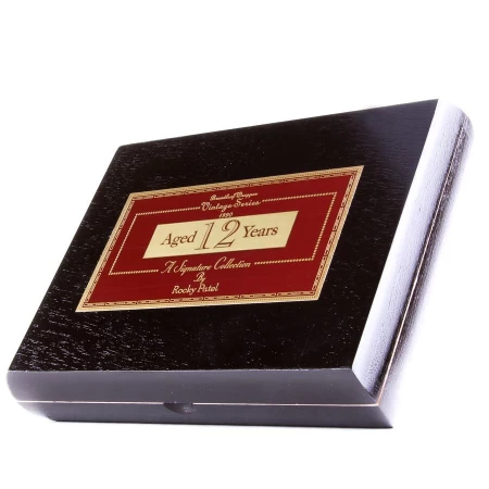 Rocky Patel Vintage 1990 Robusto