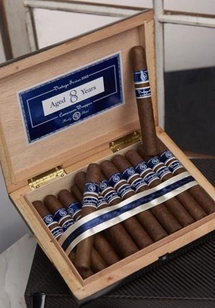 Rocky Patel Vintage 2003 Robusto