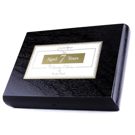 Rocky Patel Vintage 1999 Robusto