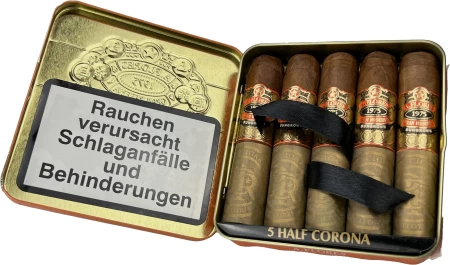 A. Flores 1975 Gran Reserva Corojo Half Corona