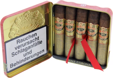 A. Flores 1975 Gran Reserva Sun Grown Half Corona