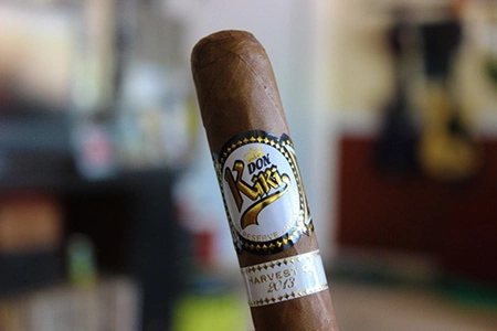 Don Kiki White Label Robusto LE 2013