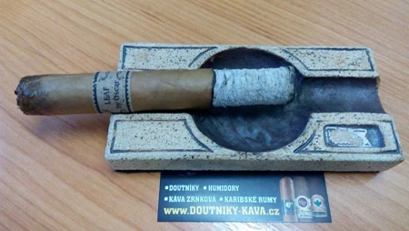 Leaf by Oscar Connecticut Robusto