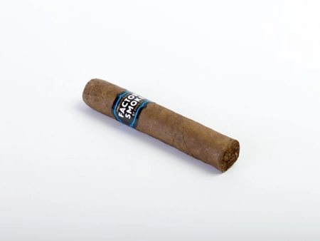 Factory Smokes Sun Grown Robusto