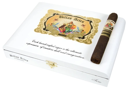 Bellas Artes Maduro Robusto