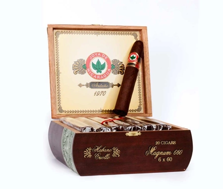 Joya de Nicaragua Antaño 1970 Magnum 660