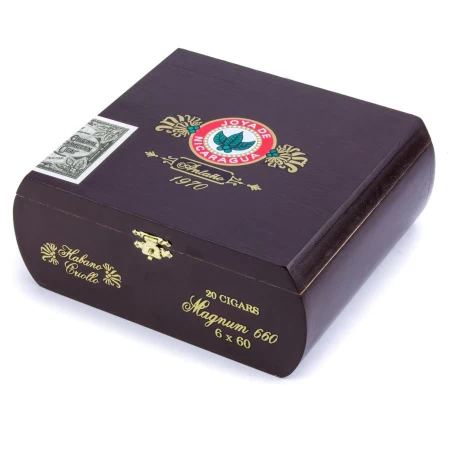 Joya de Nicaragua Antaño 1970 Magnum 660