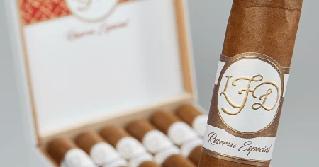 La Flor Dominicana Reserva Especial Churchill Natural