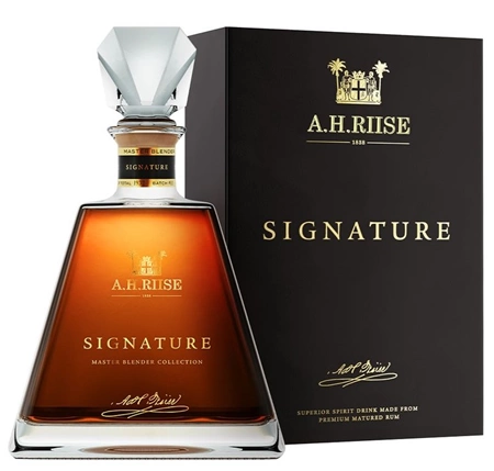 A.H. Riise Signature 43,90% 0,7 L