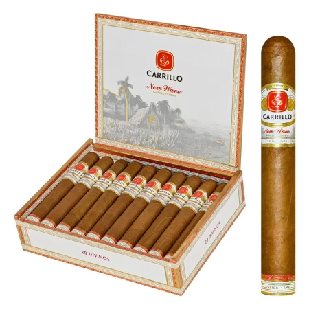 E.P. Carrillo New Wave Connecticut Divinos (Toro)