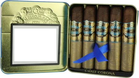 A. Flores 1975 Gran Reserva Maduro Half Corona