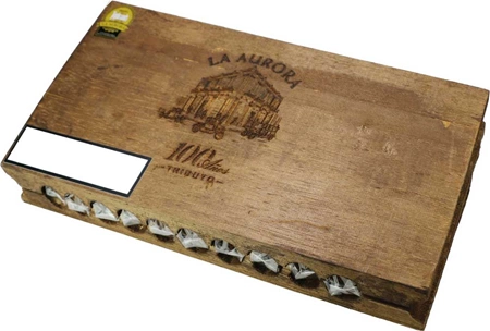 La Aurora 100 Años Tribute Belicoso