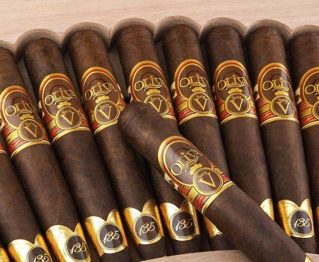 Oliva V 135th Anniversary