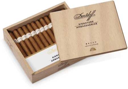 Davidoff Signature Ambassadrice