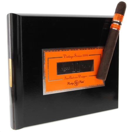Rocky Patel Vintage 2006 Toro