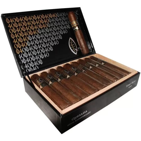 Quesada 40th Anniversary Robusto