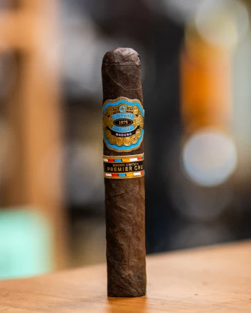 A. Flores 1975 Gran Reserva Maduro Robusto