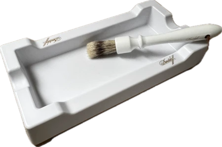 Popelník Davidoff se štětcem - bílý