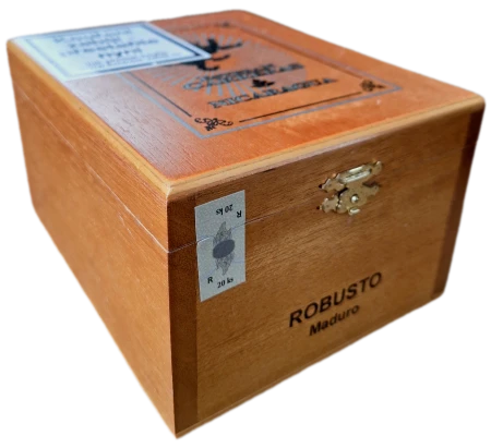 Esteban Carreras Maduro 13Y Robusto