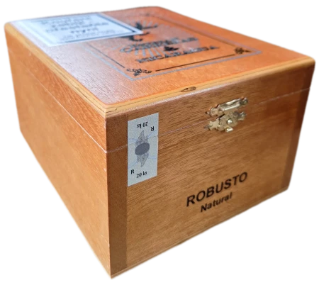 Esteban Carreras Natural 13Y Robusto
